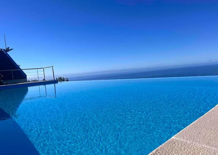 Lucky Lemons - Boutique Madeira Apartment Calheta (Madeira)